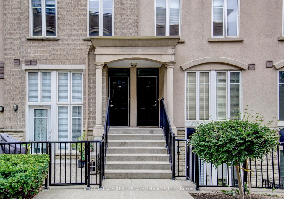 42-western-battery-road-toronto-ontario-c12573562
