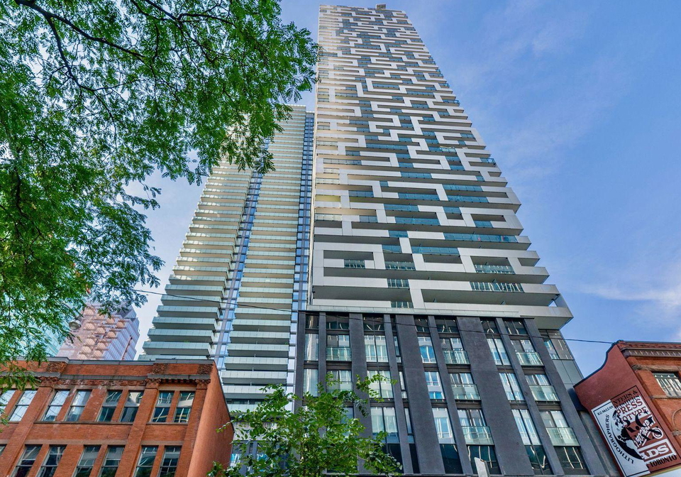 25-richmond-street-e-toronto-ontario-c12573634