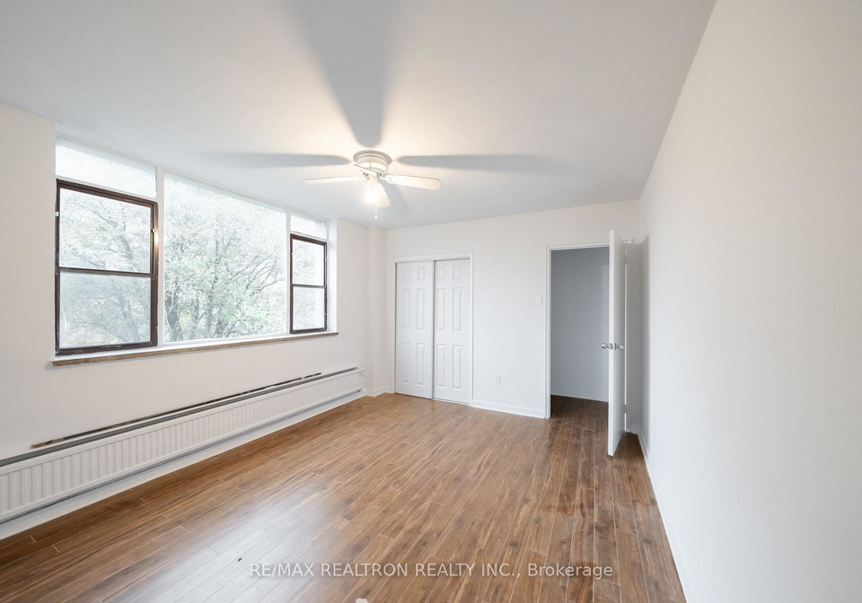 25-bedford-road-toronto-ontario-c12573708