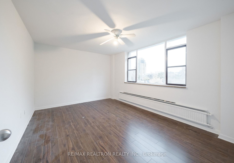 25-bedford-road-toronto-ontario-c12573708