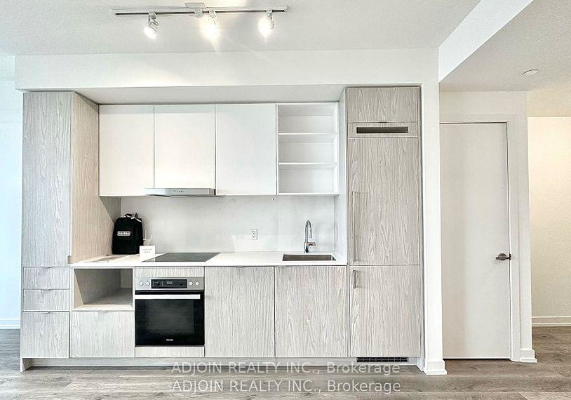 55-cooper-street-toronto-ontario-c12573874