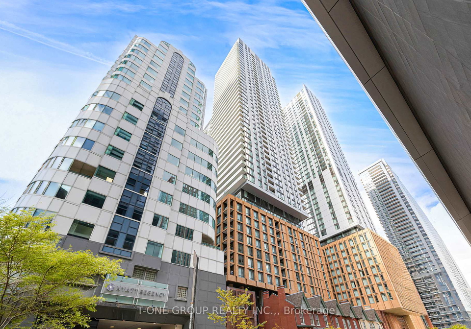 8-widmer-street-toronto-ontario-c12573914