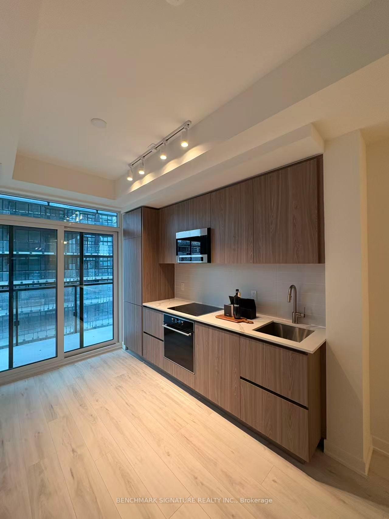 110-broadway-avenue-toronto-ontario-c12573992