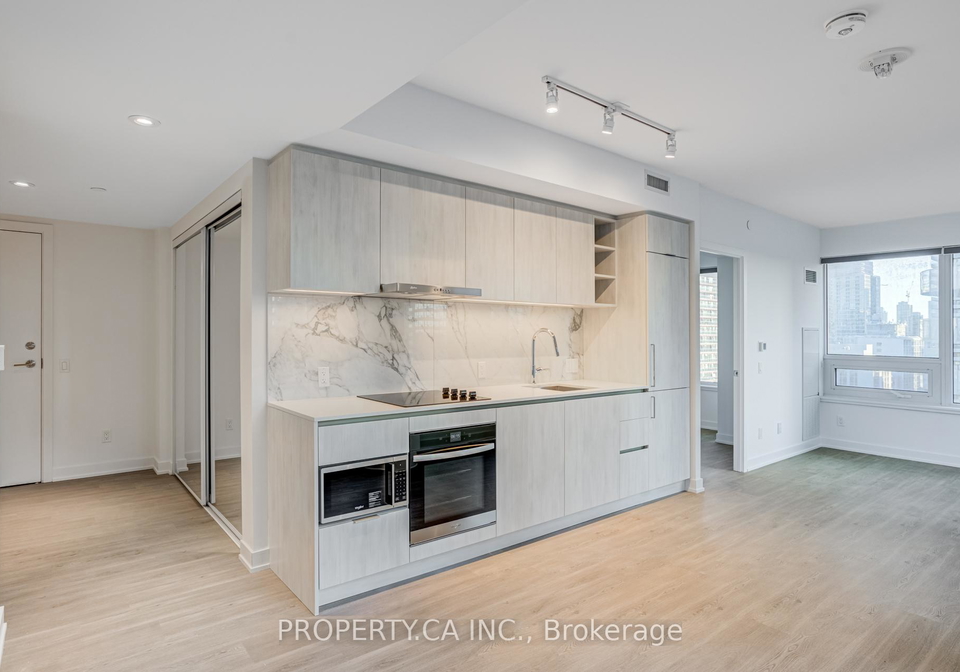 8-wellesley-street-w-toronto-ontario-c12574420