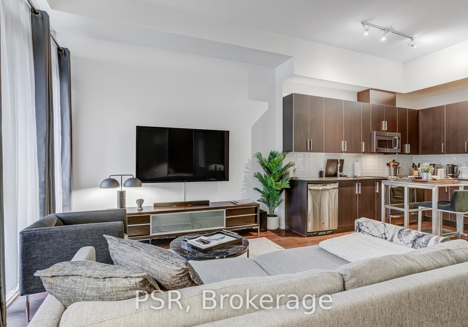 20-bruyeres-mews-toronto-ontario-c12574440