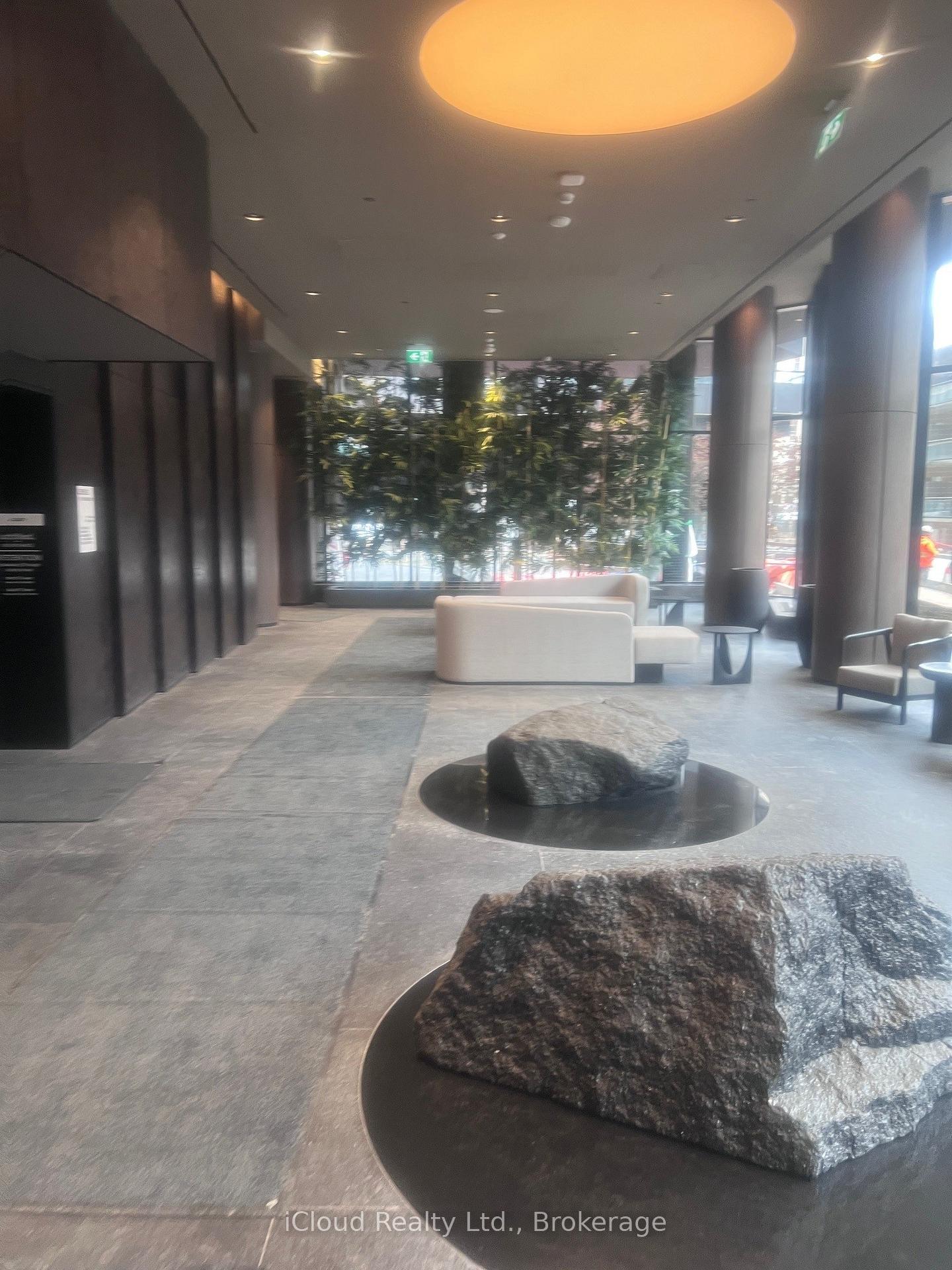 110-broadway-avenue-toronto-ontario-c12574458
