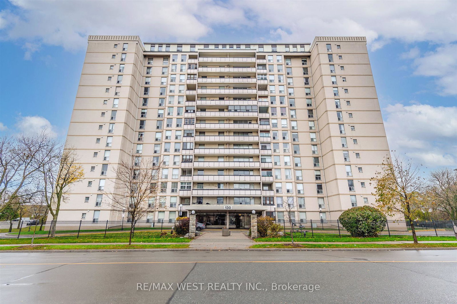 130-neptune-drive-toronto-ontario-c12574504