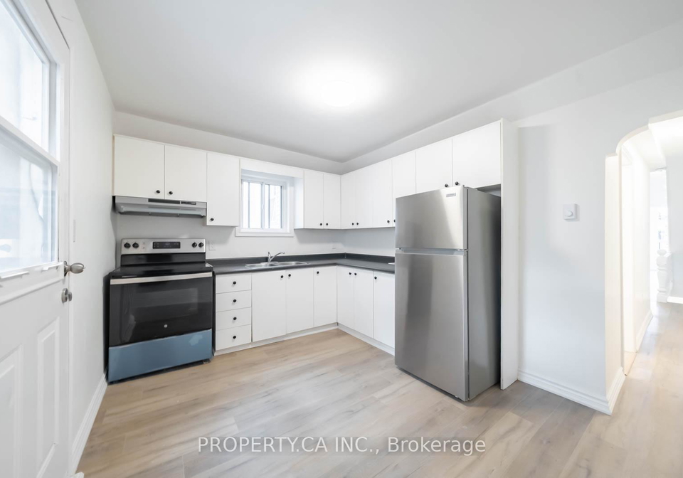 196-augusta-avenue-toronto-ontario-c12575346