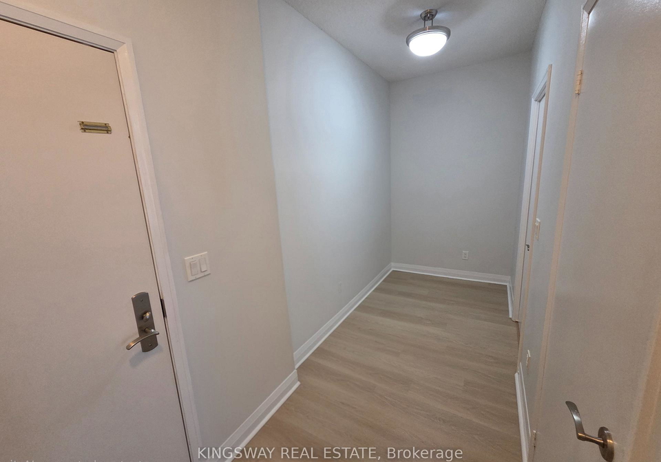 220-victoria-street-toronto-ontario-c12575364
