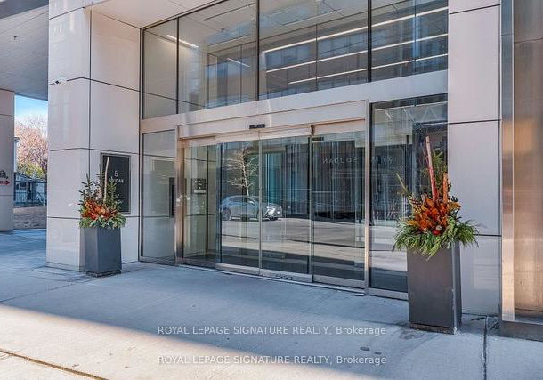 5-soudan-avenue-toronto-ontario-c12575468