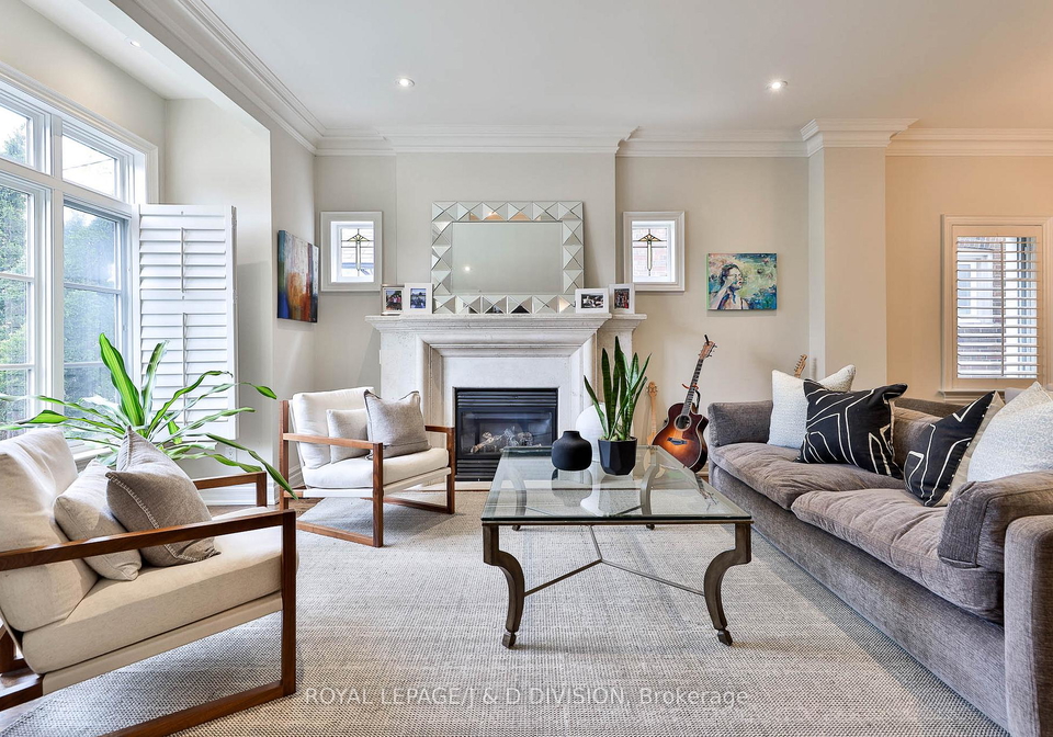 84-donegall-drive-east-york-ontario-c12575570
