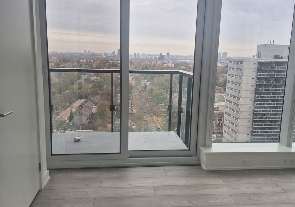 110-broadway-avenue-s-toronto-ontario-c12575634