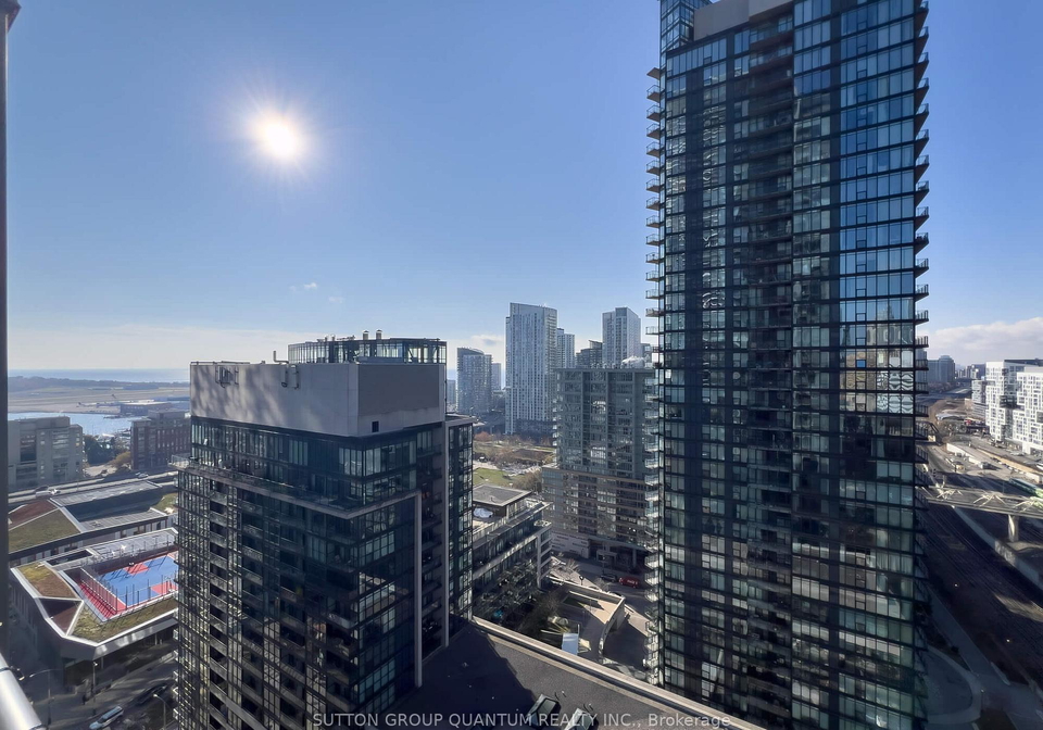 25-telegram-mews-toronto-ontario-c12575996