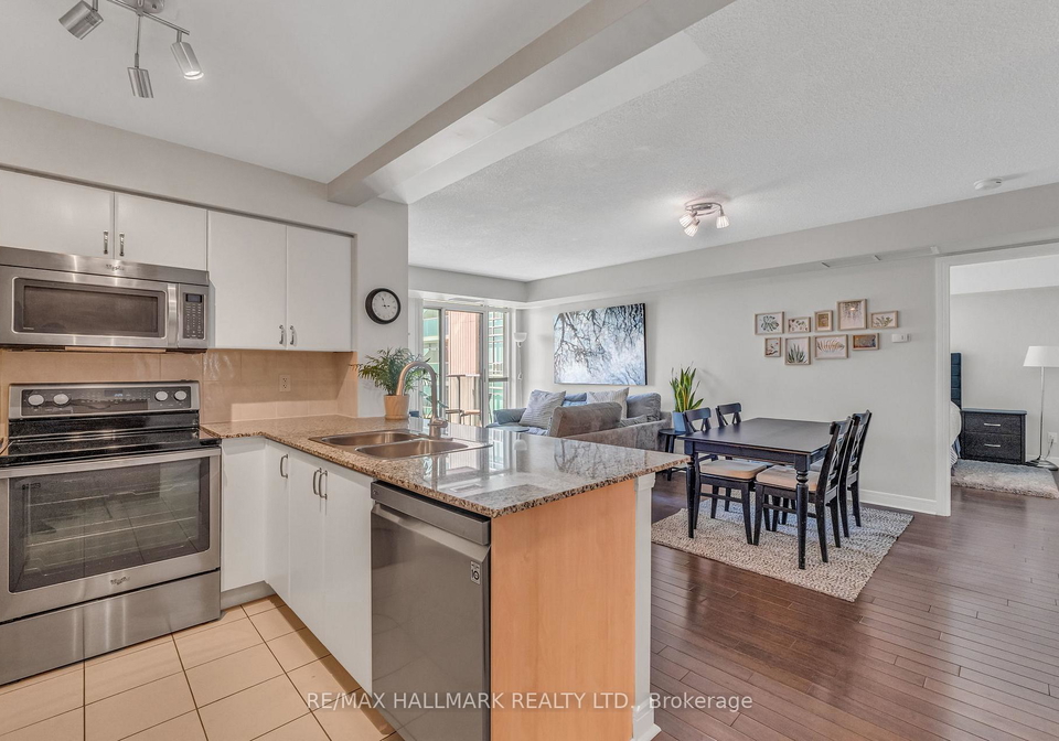 35-bales-avenue-north-york-ontario-c12575998
