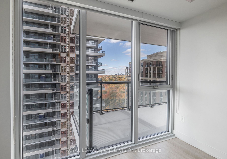20-inn-on-the-park-drive-north-york-ontario-c12576466