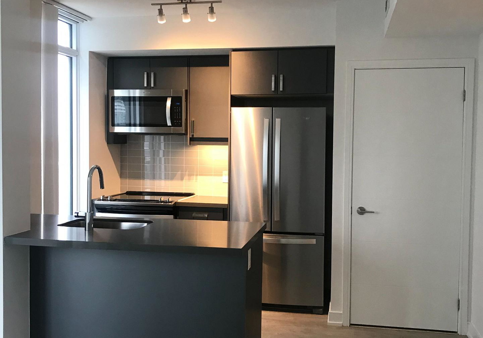 50-wellesley-street-e-toronto-ontario-c12576708