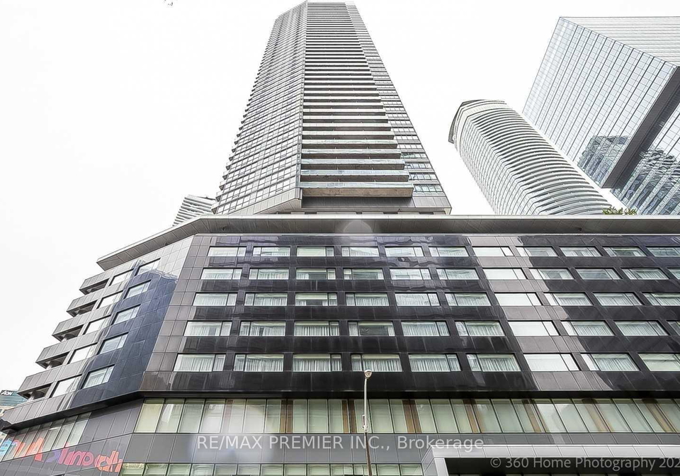 65-bremner-boulevard-toronto-ontario-c12576754