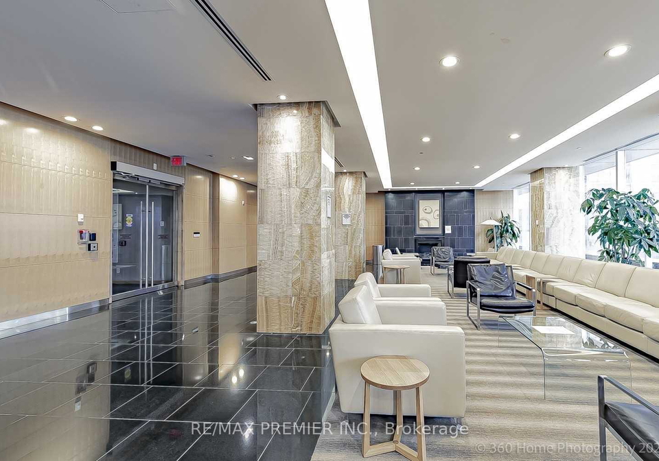 65-bremner-boulevard-toronto-ontario-c12576754
