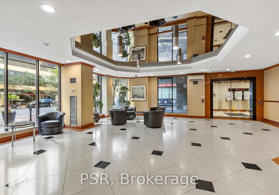 633-bay-street-toronto-ontario-c12577032