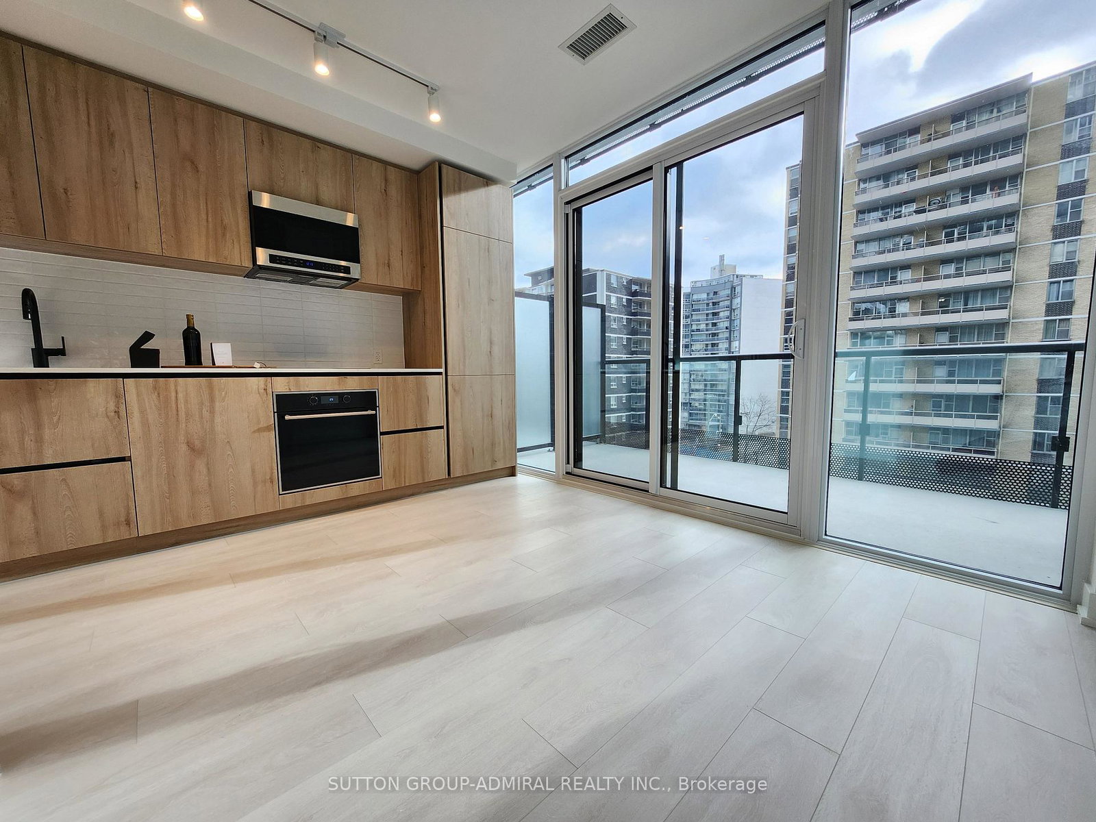 127-broadway-avenue-toronto-ontario-c12577318