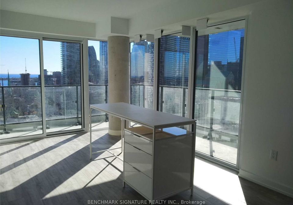 77-shuter-street-toronto-ontario-c12577378