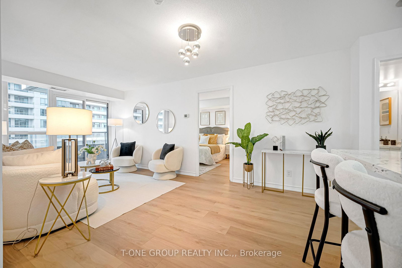 35-hollywood-avenue-north-york-ontario-c12577444