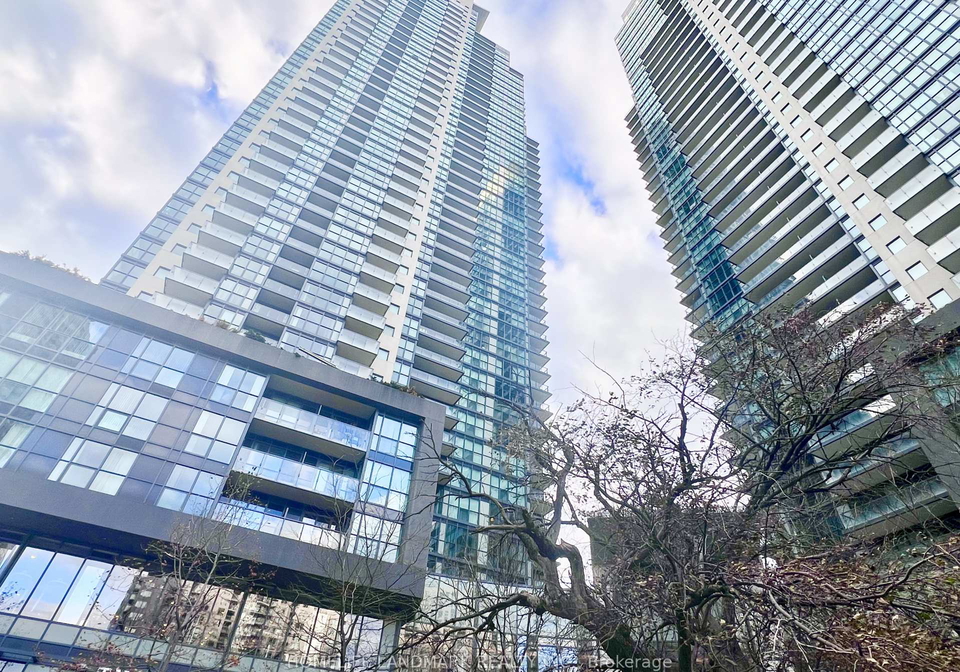 5162-yonge-street-toronto-ontario-c12577542