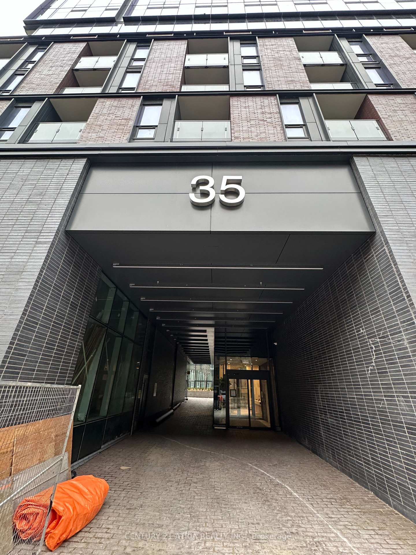 35-parliament-street-toronto-ontario-c12577568