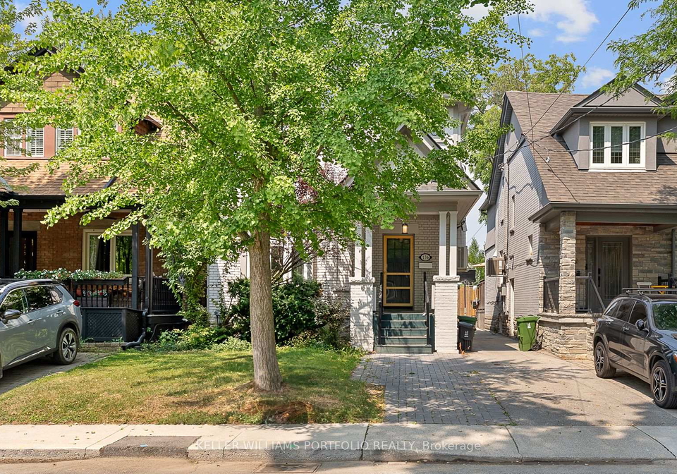 136-st-clements-avenue-toronto-ontario-c12578086