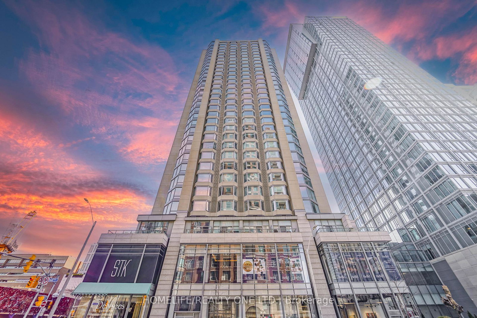 155-yorkville-avenue-toronto-ontario-c12578146