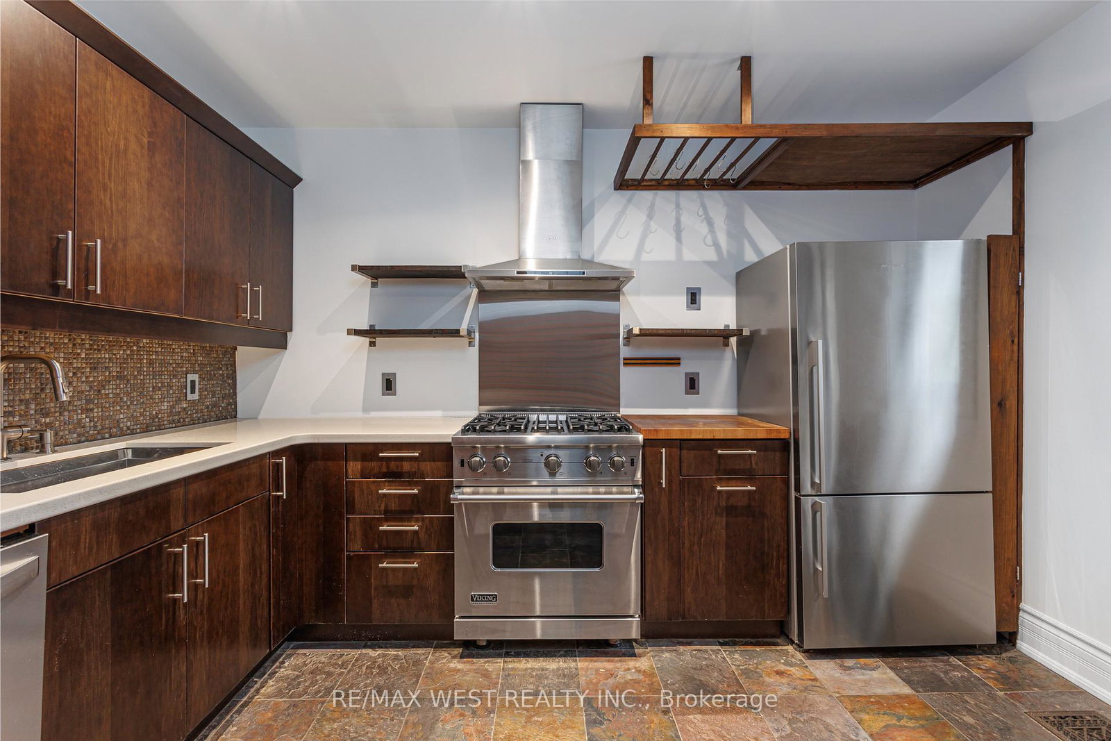 84-mackenzie-crescent-toronto-ontario-c12578238