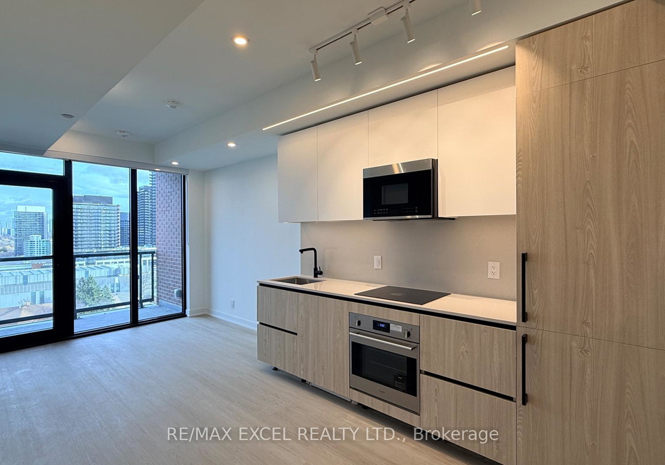699-sheppard-avenue-e-north-york-ontario-c12578460