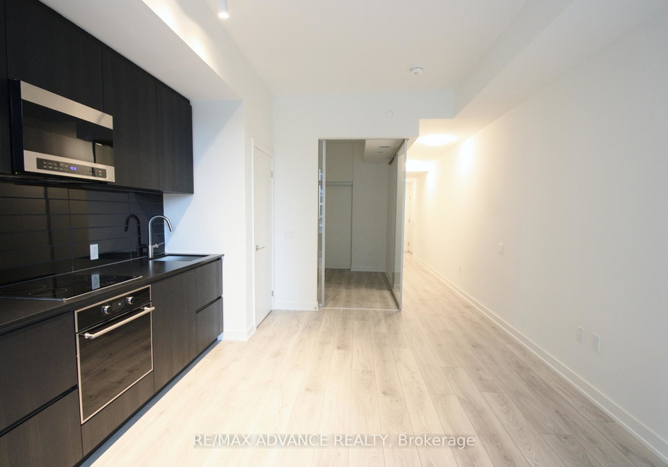 120-broadway-avenue-toronto-ontario-c12578608