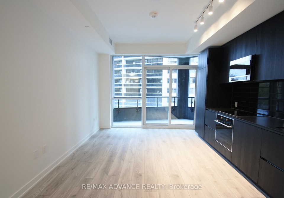 120-broadway-avenue-toronto-ontario-c12578608