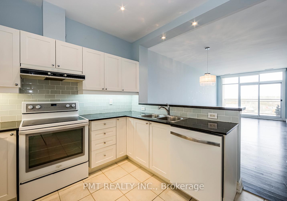 1-leaside-park-drive-east-york-ontario-c12578838