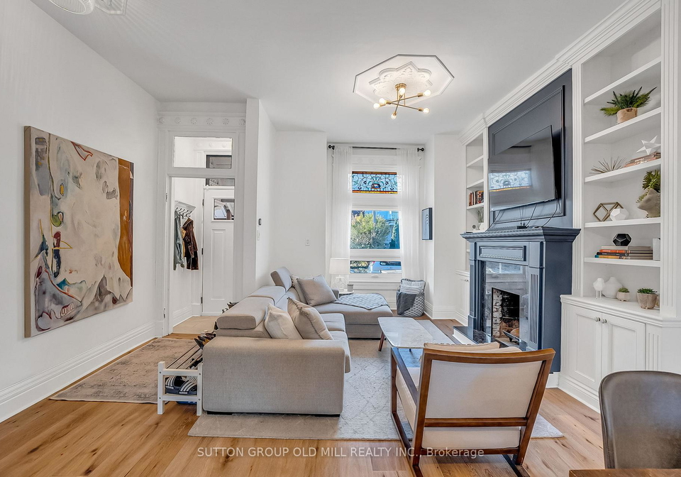 323-clinton-street-toronto-ontario-c12578864