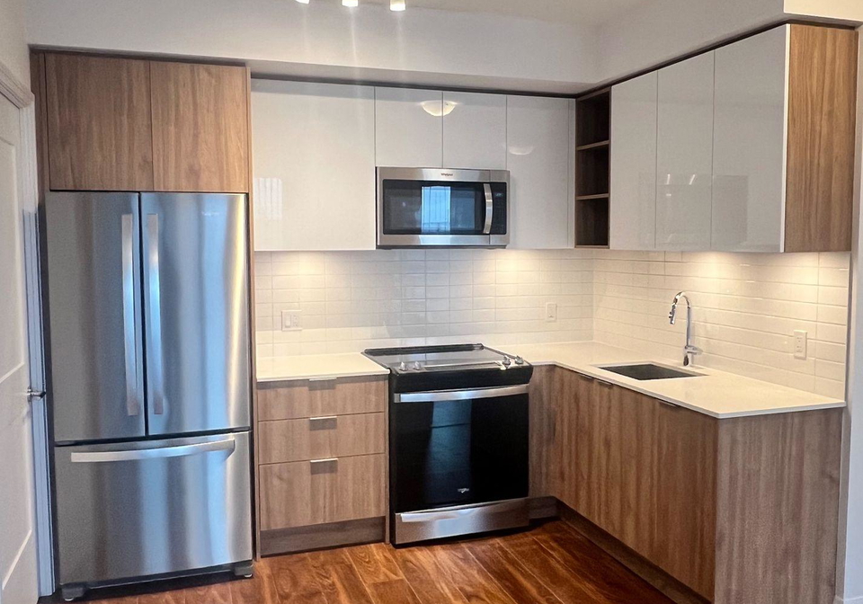 25-holly-street-toronto-ontario-c12578988
