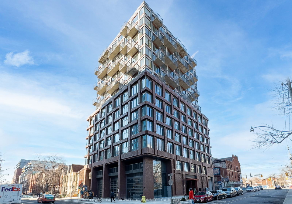 2-augusta-avenue-toronto-ontario-c12579056