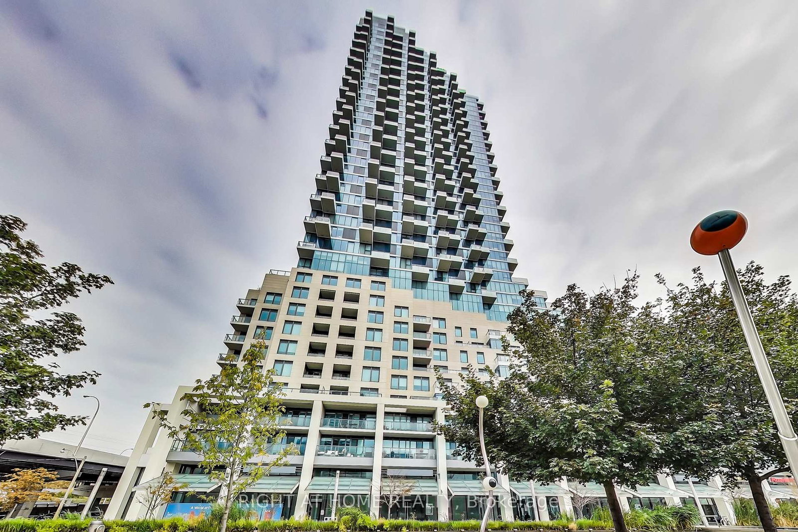 16-bonnycastle-street-toronto-ontario-c12579102