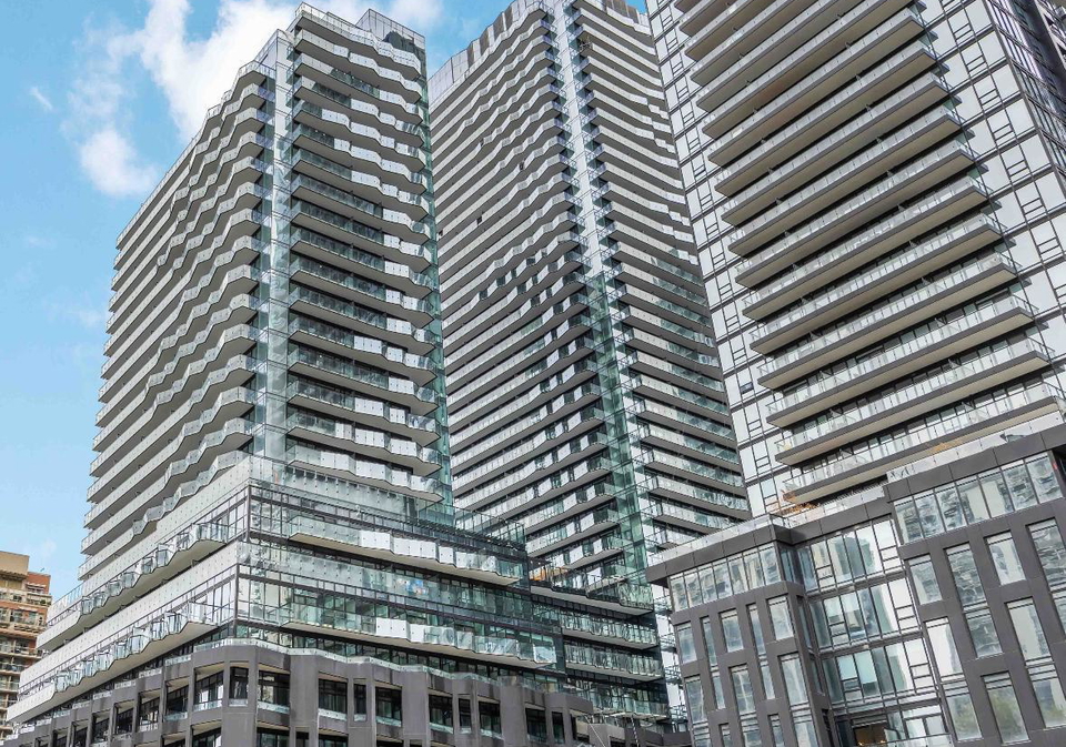 120-broadway-avenue-toronto-ontario-c12579124