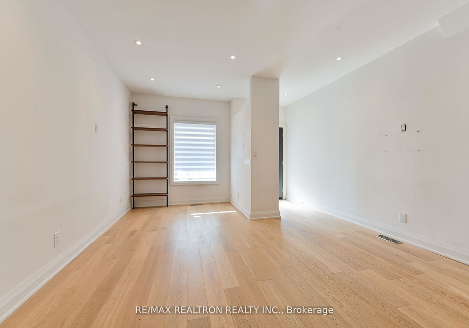 14-marshall-street-toronto-ontario-c12579144