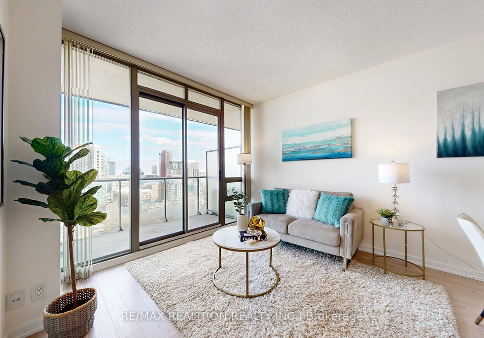 33-lombard-street-toronto-ontario-c12579330