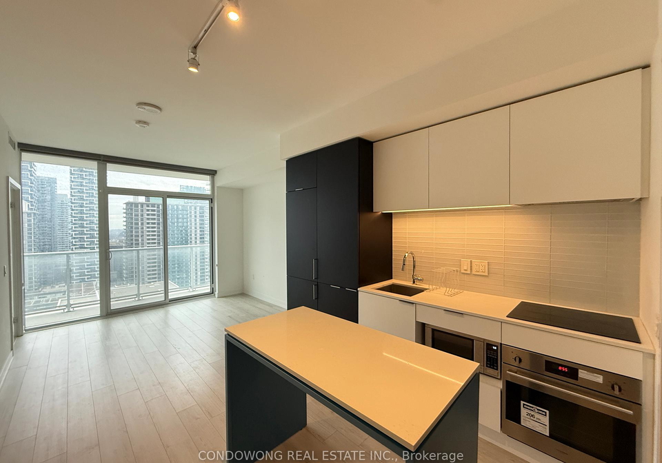 33-helendale-avenue-toronto-ontario-c12579682