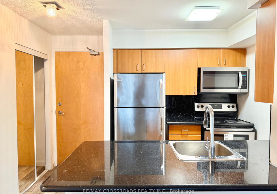 4978-yonge-street-toronto-ontario-c12579846