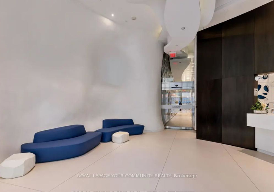 1-bloor-street-e-toronto-ontario-c12579884