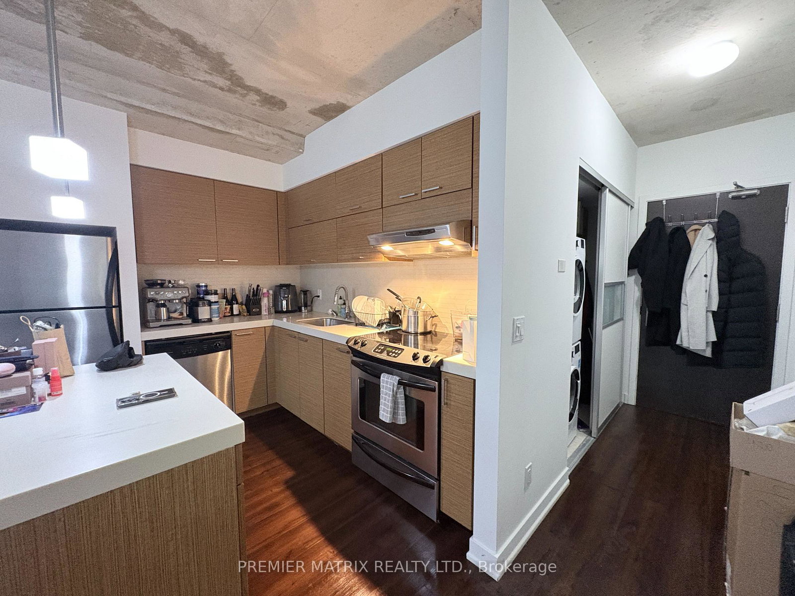 55-stewart-street-toronto-ontario-c12579960