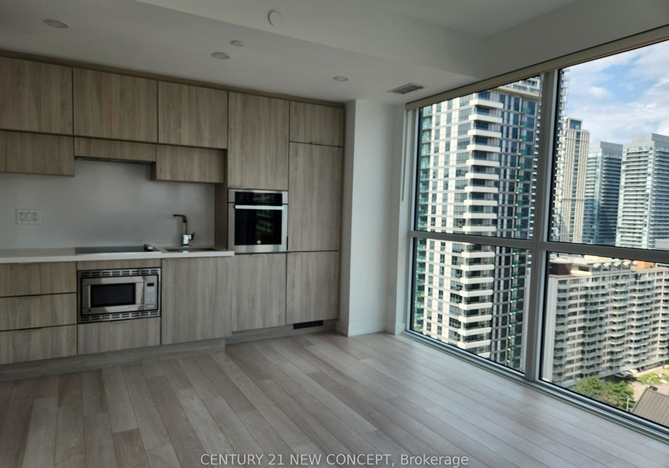 39-roehampton-avenue-toronto-ontario-c12580014