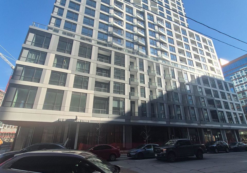 15-richardson-street-toronto-ontario-c12580060