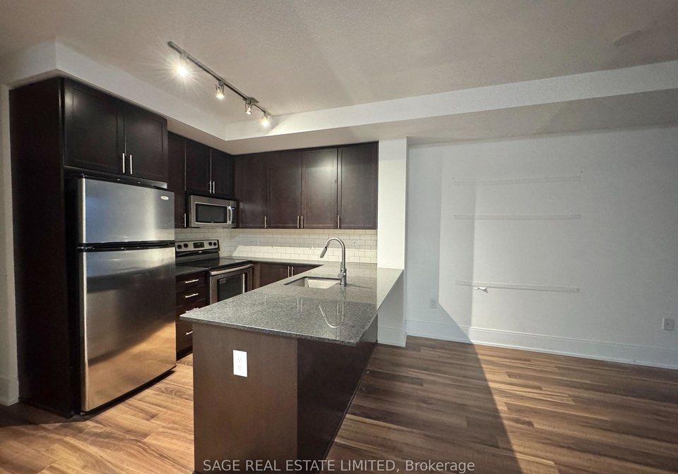 560-front-street-w-toronto-ontario-c12580594