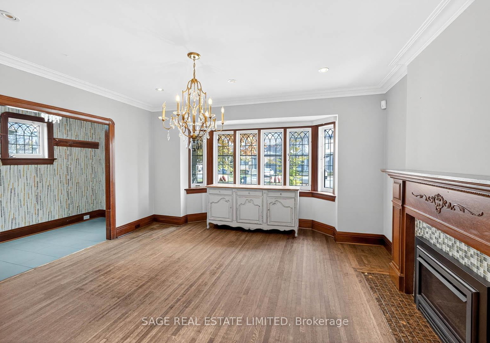 12-fairleigh-crescent-toronto-ontario-c12580604